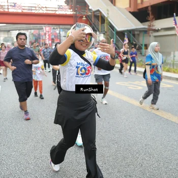 Runner Photo 4610591