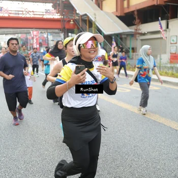 Runner Photo 4610600