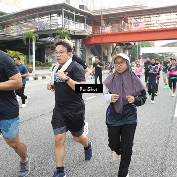 Runner Photo 4610665