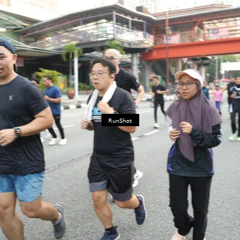 Runner Photo 4610674