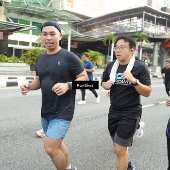 Runner Photo 4610714