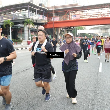 Runner Photo 4610738