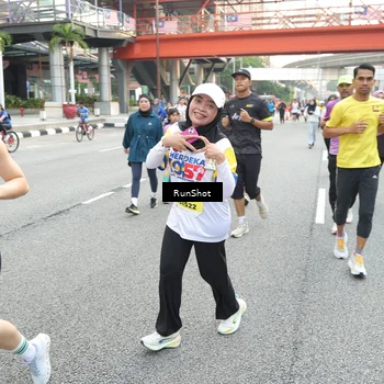 Runner Photo 4611004