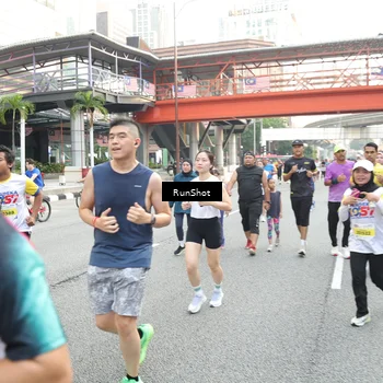 Runner Photo 4611042