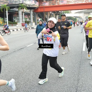 Runner Photo 4611062