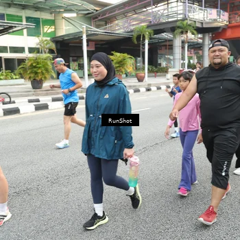 Runner Photo 4611256