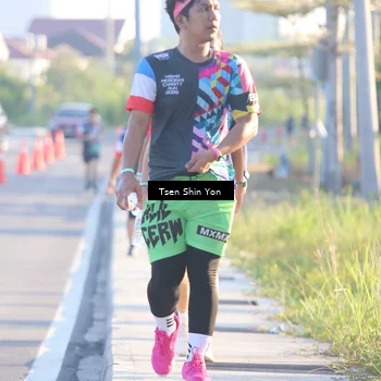 Runner Photo 4611373