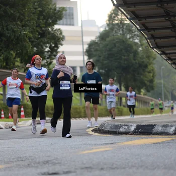 Runner Photo 4611417