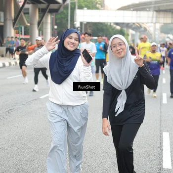 Runner Photo 4611430
