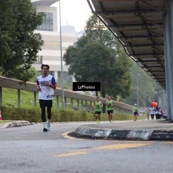 Runner Photo 4611471
