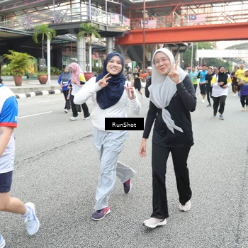 Runner Photo 4611474