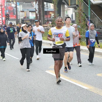 Runner Photo 4611498