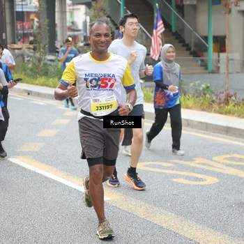 Runner Photo 4611548