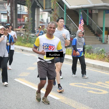 Runner Photo 4611573