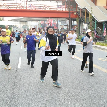 Runner Photo 4611605