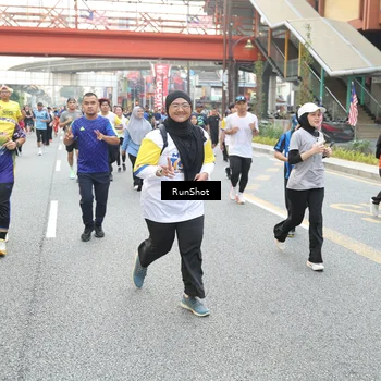 Runner Photo 4611631