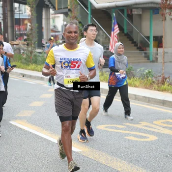 Runner Photo 4611666