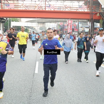 Runner Photo 4611678