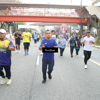 Runner Photo 4611694