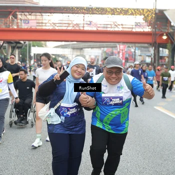 Runner Photo 4611715