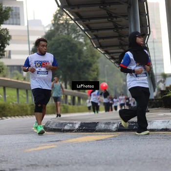 Runner Photo 4611721