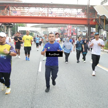 Runner Photo 4611730