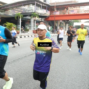 Runner Photo 4611758