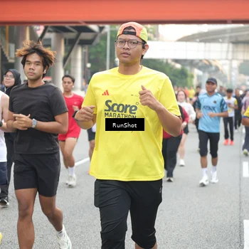 Runner Photo 4611759