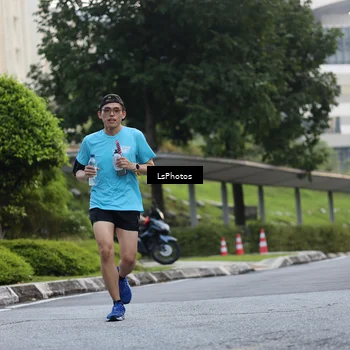 Runner Photo 4611771