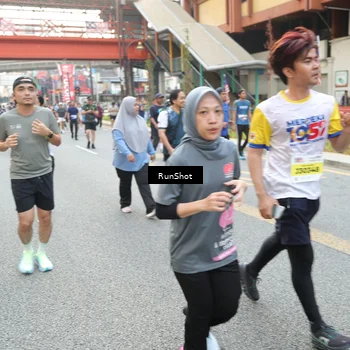 Runner Photo 4611830