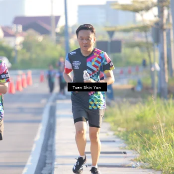 Runner Photo 4611856