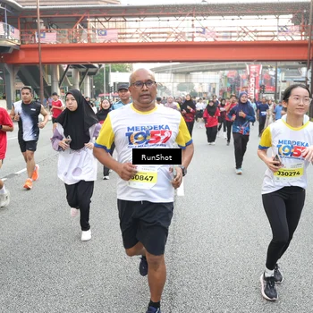 Runner Photo 4611885