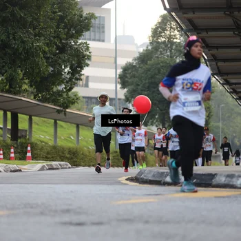 Runner Photo 4611936