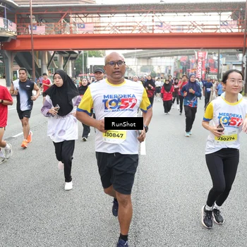 Runner Photo 4611945
