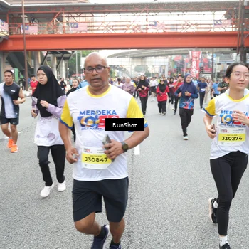Runner Photo 4611952