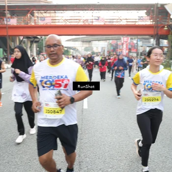 Runner Photo 4611969