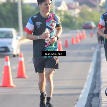 Runner Photo 4611987