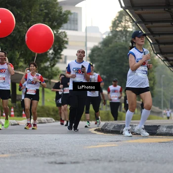 Runner Photo 4612054