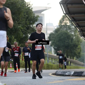 Runner Photo 4612062