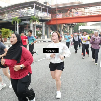 Runner Photo 4612084