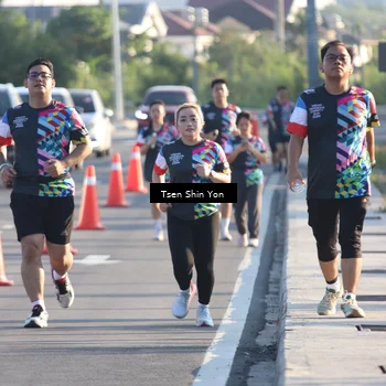 Runner Photo 4612100