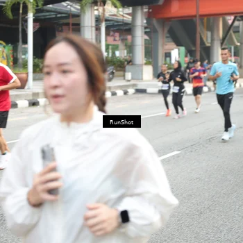 Runner Photo 4612145