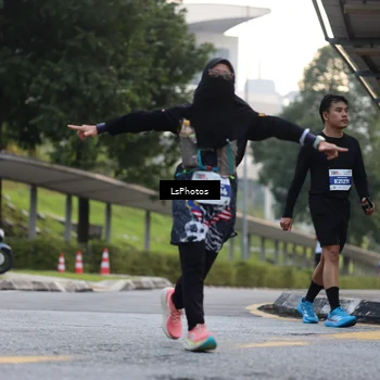 Runner Photo 4612233