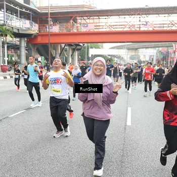 Runner Photo 4612240