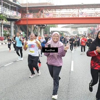 Runner Photo 4612265