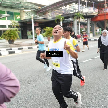 Runner Photo 4612337