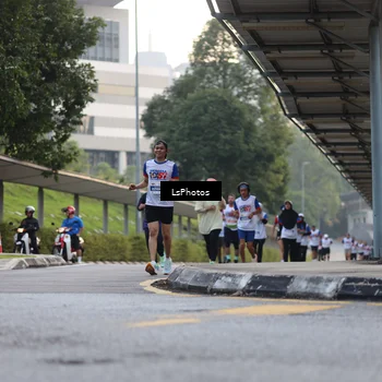 Runner Photo 4612366
