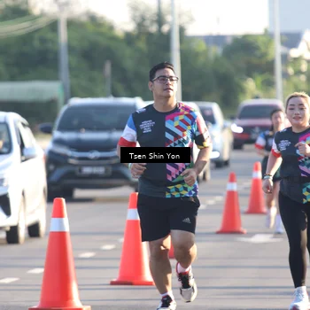 Runner Photo 4612370