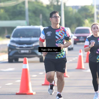 Runner Photo 4612399
