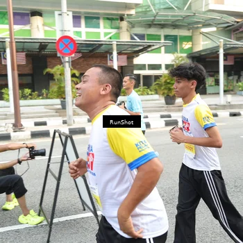 Runner Photo 4612447